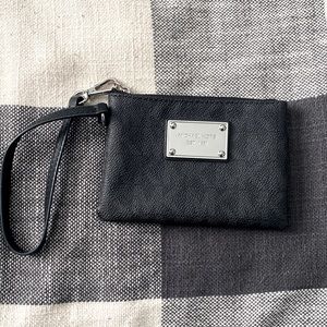 Michael Kors blac wristlet